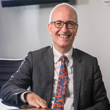 查理·杰弗里教授